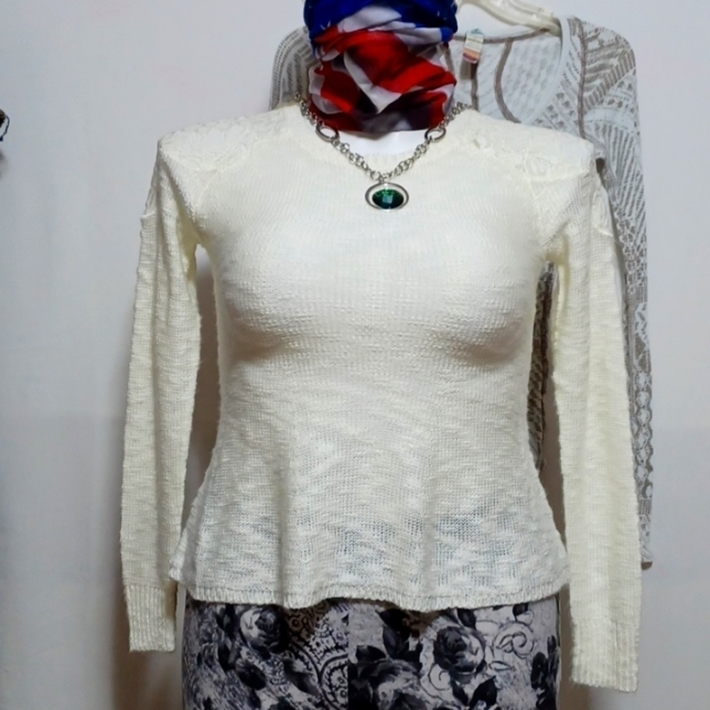 IT'S OUR TIME LADIES SWEATER Cream SIZE XS
